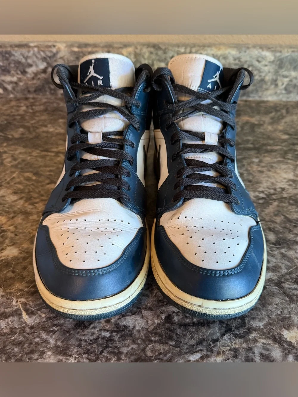 Nike Mens Air Jordan 1 Mid 'Armory Navy' (554724-411), Size: 10